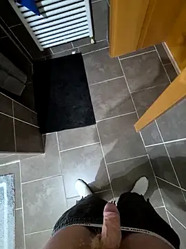 nicoco5757 online show from 04/21/26, 02:12