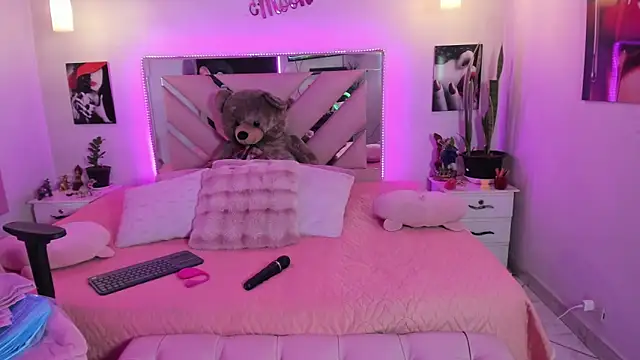 Karly moon online show from 06/17/26, 11:56