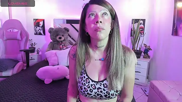 Karly moon online show from 07/24/26, 11:47