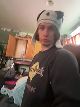 Snapshot of AshtonChicken chatting on 02/21/26, 04:08 AshtonChicken online show from 02/21/26, 04:08