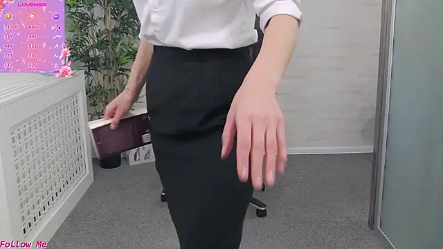 EllaMilf  online show from 04/02/26, 01:31