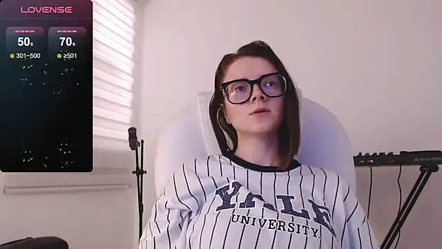 Arya starrk online show from 12/30/24, 08:47