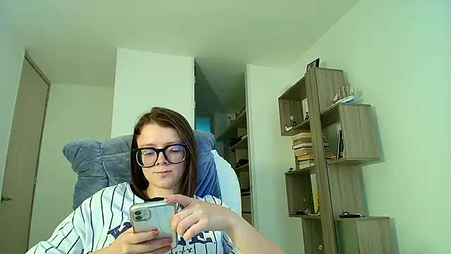 Arya starrk online show from 09/11/25, 03:12