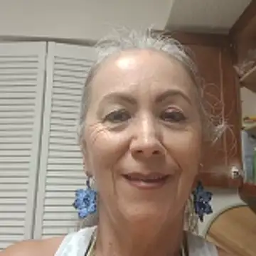 EvaRobinson online show from 05/15/26, 05:42