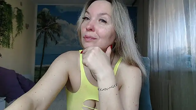 soaring love online show from 11/21/25, 05:06