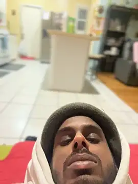 Snapshot of dingoding chatting on 03/21/25, 02:28 dingoding online show from 03/21/25, 02:28