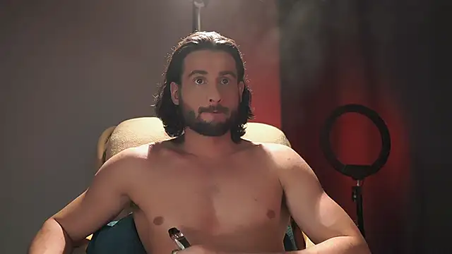 Keen   Luckystrike online show from 10/24/25, 11:56