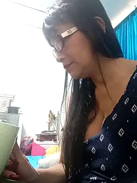 kelly dirty  online show from 04/23/26, 12:51