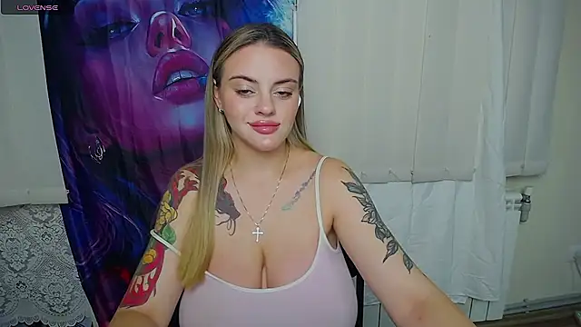 Lilia Moon online show from 07/13/26, 06:38