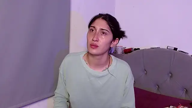 Red-moon1 online show from 09/19/25, 04:36