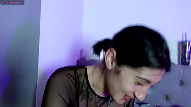 Red-moon1 online show from 11/05/25, 04:34