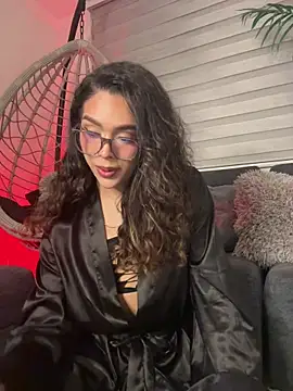 Samantha Bernardo online show from 04/12/26, 04:06