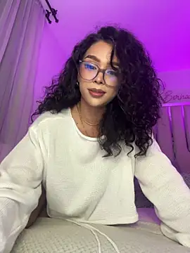 Samantha Bernardo online show from 07/12/26, 04:25