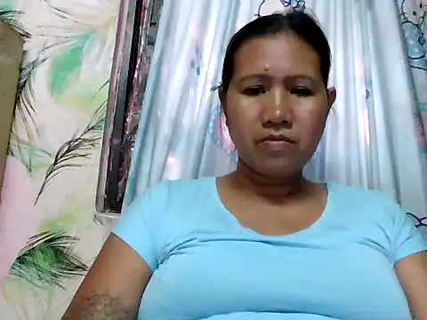 Snapshot of sweet_smile4u chatting on 03/23/26, 06:28 sweet smile4u online show from 03/23/26, 06:28