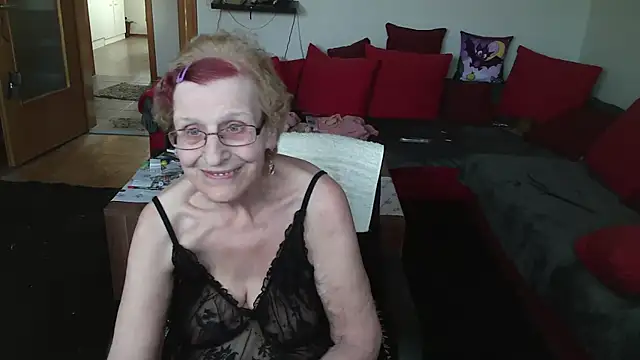 Snapshot of HeisseomaOriginal chatting on 02/19/25, 02:55 HeisseomaOriginal online show from 02/19/25, 02:55