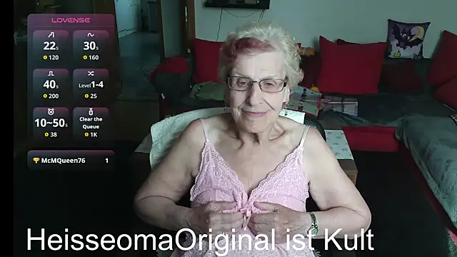 HeisseomaOriginal online show from 06/02/26, 07:10
