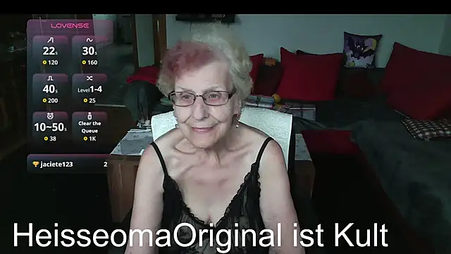 HeisseomaOriginal online show from 06/04/26, 07:14
