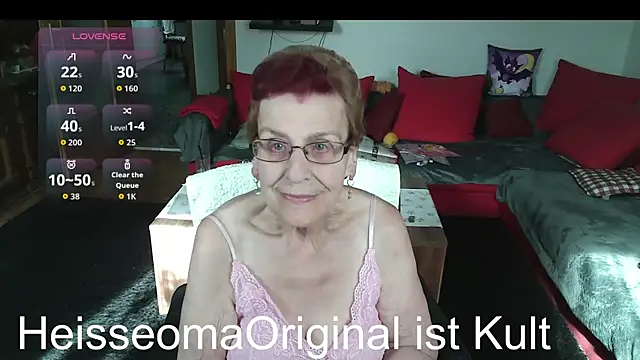HeisseomaOriginal online show from 06/08/26, 07:09