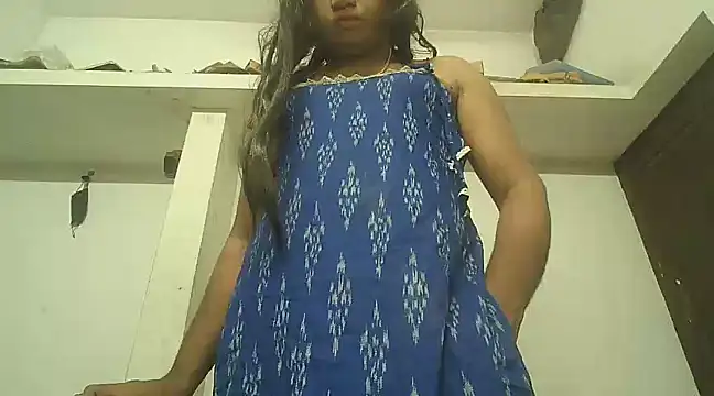 Snapshot of Akhilamolu_the_transsissy chatting on 03/05/25, 06:01 Akhilamolu the transsissy online show from 03/05/25, 06:01