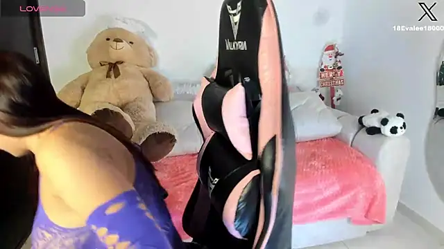 eval lee18 online show from 12/20/24, 03:36