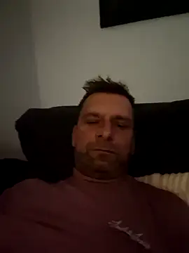 Snapshot of Mjn34 chatting on 10/19/25, 06:03 Mjn34 online show from 10/19/25, 06:03