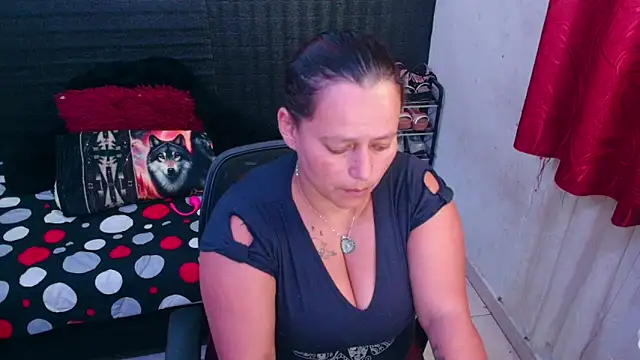 Diana Lozano online show from 01/18/25, 03:09