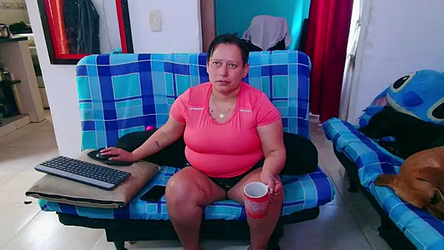Snapshot of Diana_Lozano chatting on 07/16/26, 01:50 Diana Lozano online show from 07/16/26, 01:50