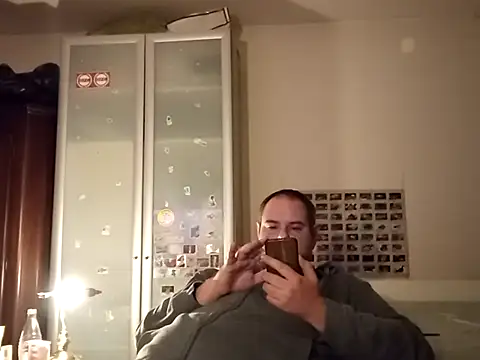 tididi1986 online show from 11/21/25, 06:50