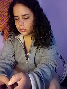 ValeriaSantos- online show from 02/09/25, 09:47