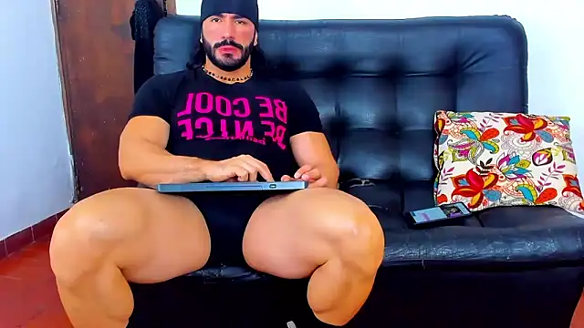 AlfredWalker online show from 02/19/25, 01:28