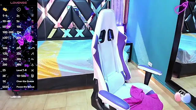 Linda4Petite online show from 02/09/25, 07:41