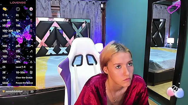 Linda4Petite online show from 02/10/25, 09:36