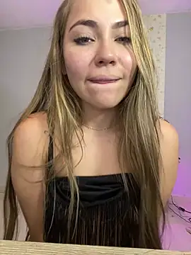 NatashaCruz- online show from 12/16/24, 10:03
