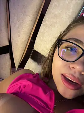 NatashaCruz- online show from 04/11/26, 01:32