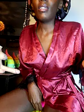 Snapshot of lynnkatrina chatting on 06/02/26, 07:49 lynnkatrina online show from 06/02/26, 07:49