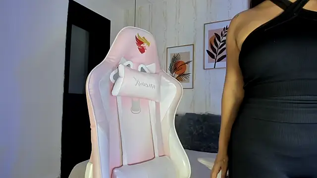 CameronCollins  online show from 09/17/25, 07:48