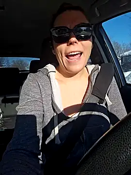 Ellie-L-Elizabeth online show from 02/05/25, 02:16