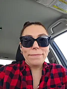 Ellie-L-Elizabeth online show from 02/18/25, 02:27