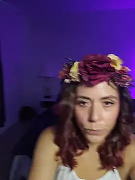 Ellie-L-Elizabeth online show from 10/22/25, 05:02