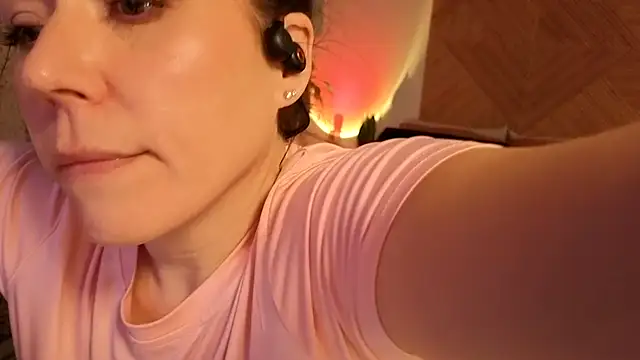 Ellie-L-Elizabeth online show from 02/28/26, 02:12