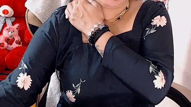 Naughty Kashish online show from 06/27/26, 06:51