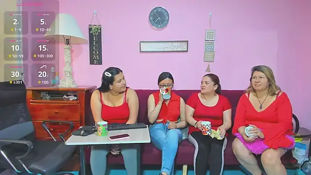 Snapshot of lesbiancuple chatting on 09/15/25, 12:27 lesbiancuple online show from 09/15/25, 12:27