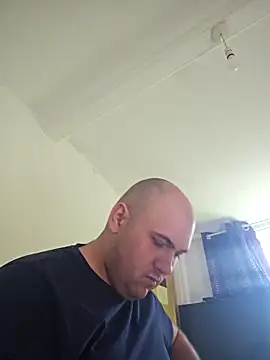 mario890605 online show from 03/12/25, 03:18