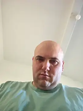 mario890605 online show from 09/12/25, 08:25