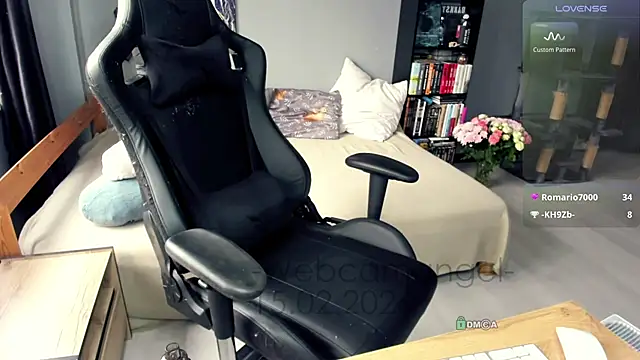 Web-cam-angel online show from 02/15/26, 07:51