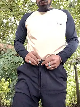 Snapshot of Rinku5553 chatting on 10/22/25, 01:50 Rinku5553 online show from 10/22/25, 01:50