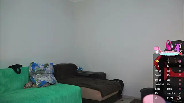 Sandra SW  online show from 09/09/25, 07:19