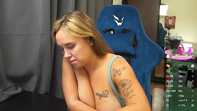 Sandra SW  online show from 09/26/25, 04:11