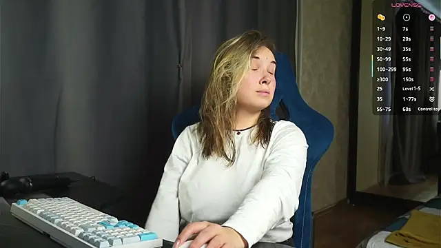 Sandra SW  online show from 05/03/26, 01:39