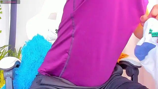 petter coleman  online show from 04/16/26, 09:04